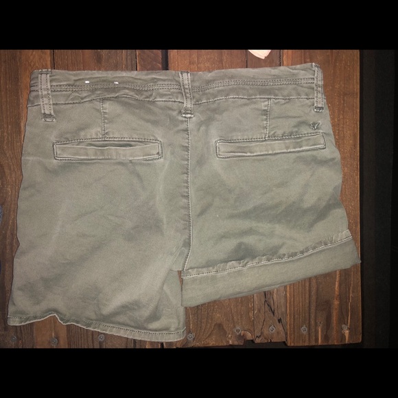 American eagle olive green shorts - Picture 2 of 2